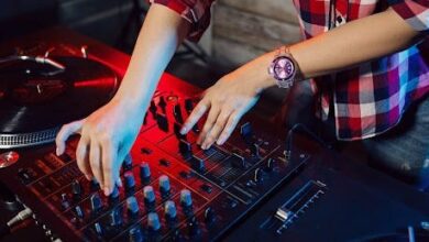 Essential Skills for Corporate Event DJs